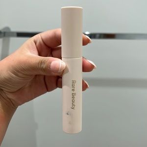 RARE BEAUTY mascara